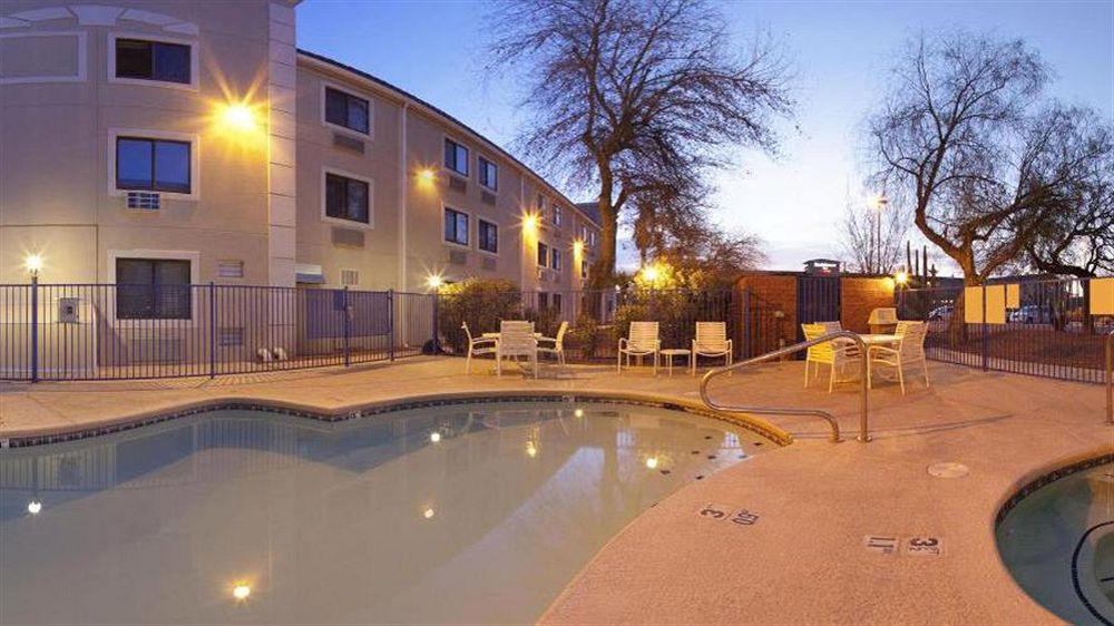 Express Tucson-airport By Ihg Hotel Tucson