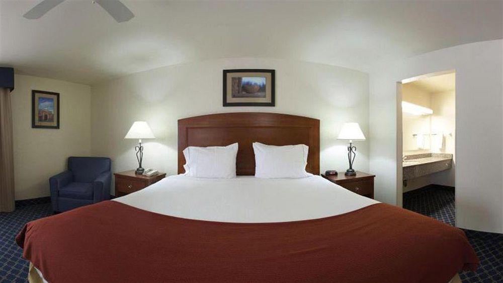 Express Tucson-airport By Ihg